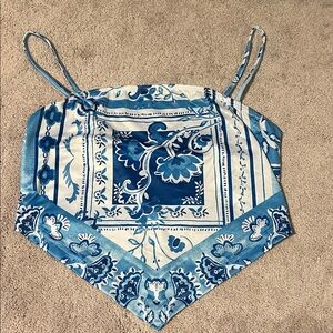 size large shein blue patterned cropped tank top